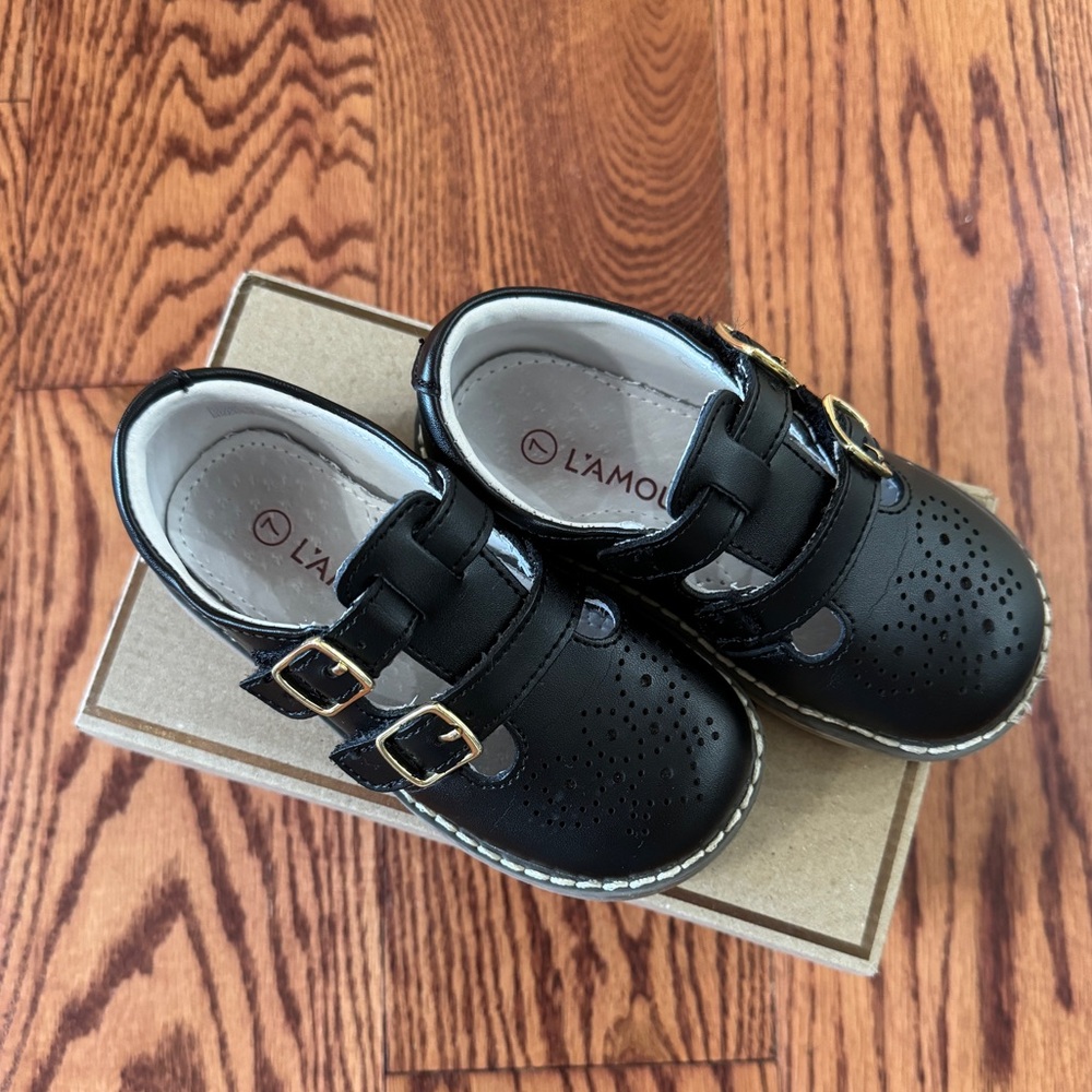 Black L’Amour Mary Jane Shoes size 7 EUC